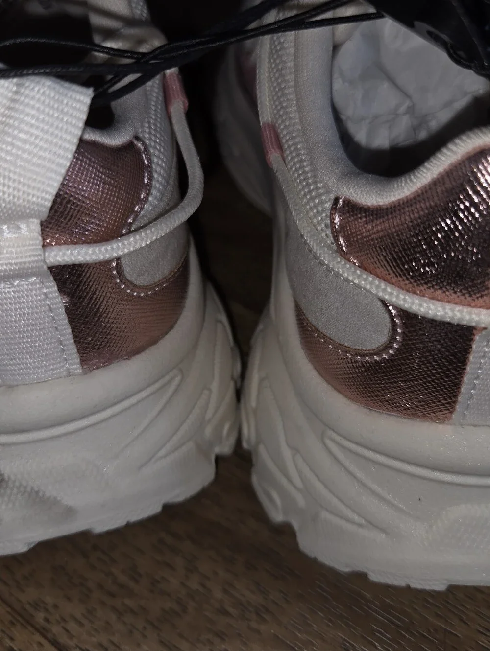 Madden NYC  Girls Chunky Trainer Sneakers - White with Rose Gold Accent *GIRLS 3